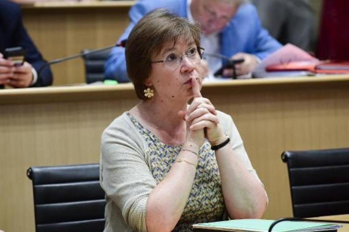 Waalse formatie: Een licht doffe regenboogcoalitie, meent cdH