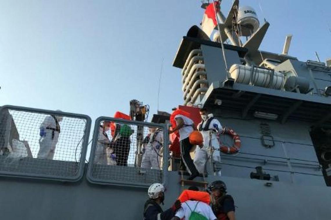Ocean Viking pikt opnieuw migranten op