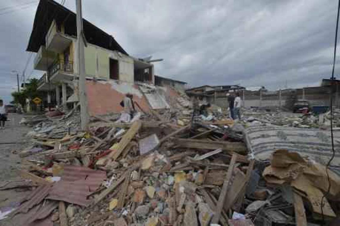 Aardbeving Ecuador - Minstens 246 doden en 2.527 gewonden