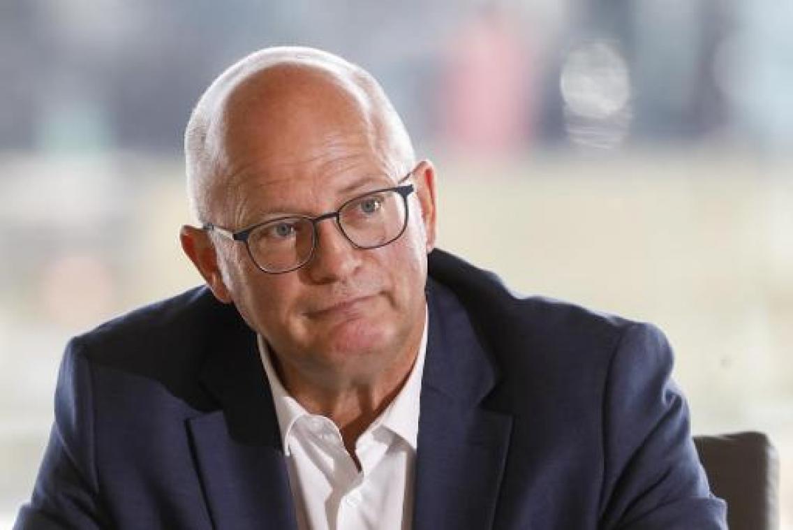 Waals regeerakkoord - Crucke blijft op post als cijferman van de Waalse regering