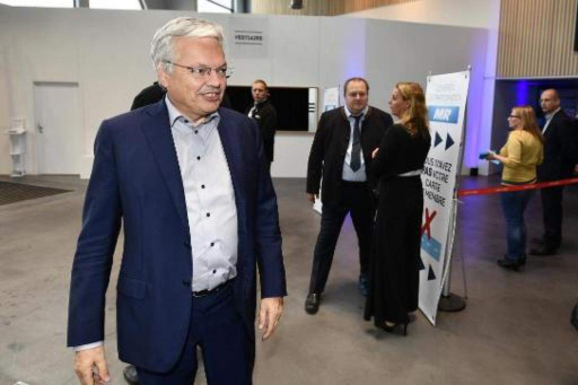 Reynders "weet niet van onderzoek" en ontkent aantijgingen