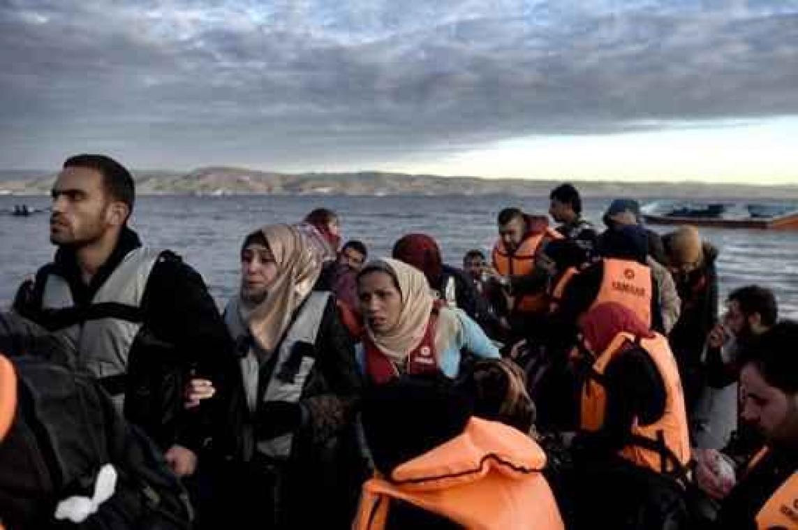 Voor het eerst in twee weken vluchtelingen teruggestuurd naar Turkije