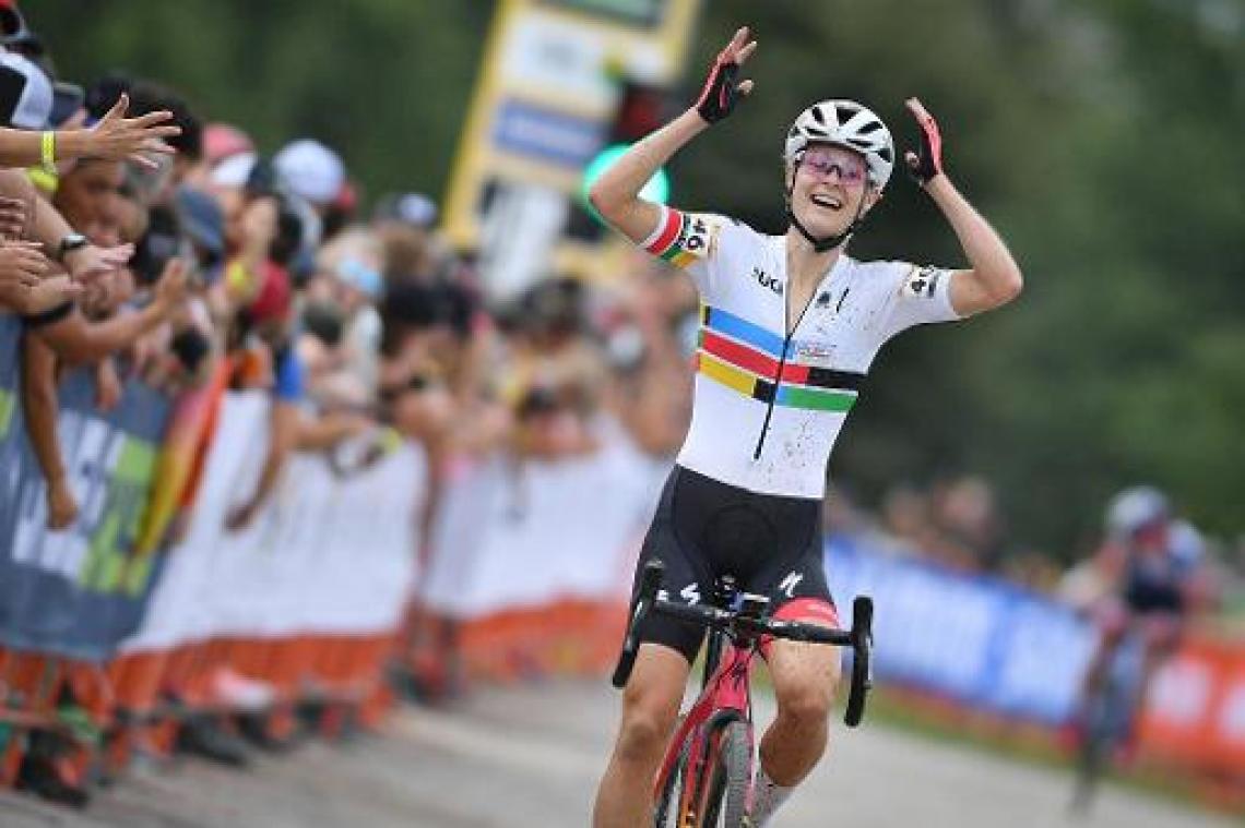 WB VELDRIJDEN IOWA - Rochette verrast met zege in Wereldbeker