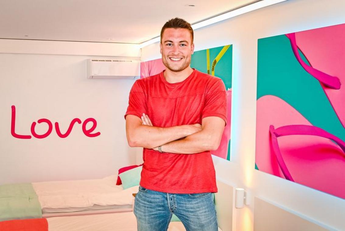 Deelname Viktor Verhulst aan 'Dancing with the Stars' onzeker na auto-ongeval
