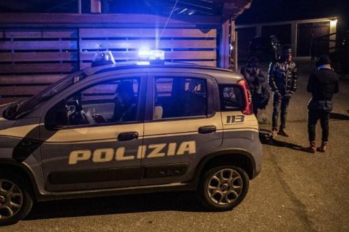 Man steekt militair neer in Milaan en roept "Allahu akbar"