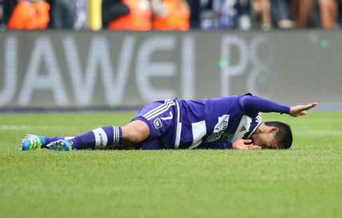 Zware knieblessure houdt Anderlecht-verdediger Andy Najar maanden aan de kant