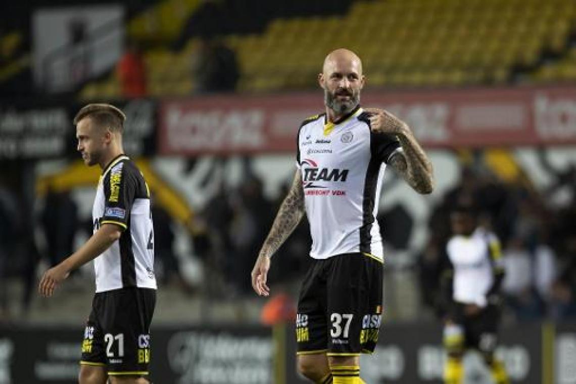 Proximus League - Lokeren verslaat Roeselare met 2-0 voor eerste seizoenszege