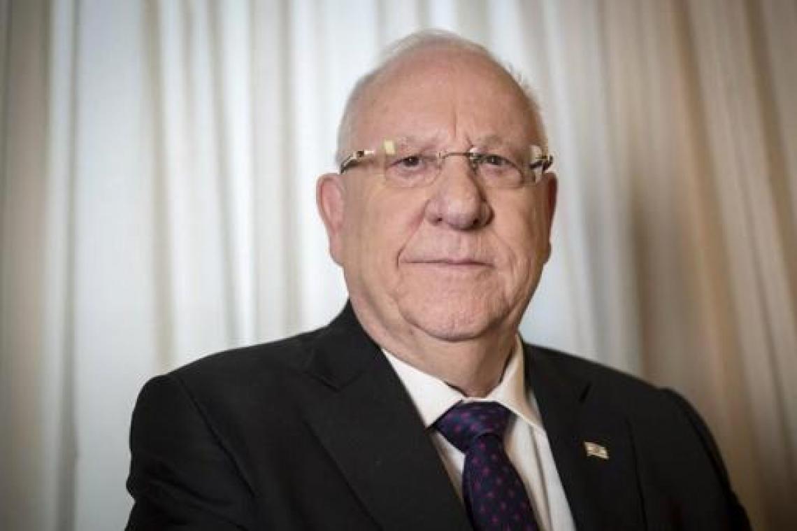 President Rivlin wil "stabiele" regering met de partijen van Netanyahi en Gantz