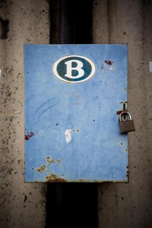 België telt 119 leegstaande stations, maar NMBS verkoopt er ook elk jaar