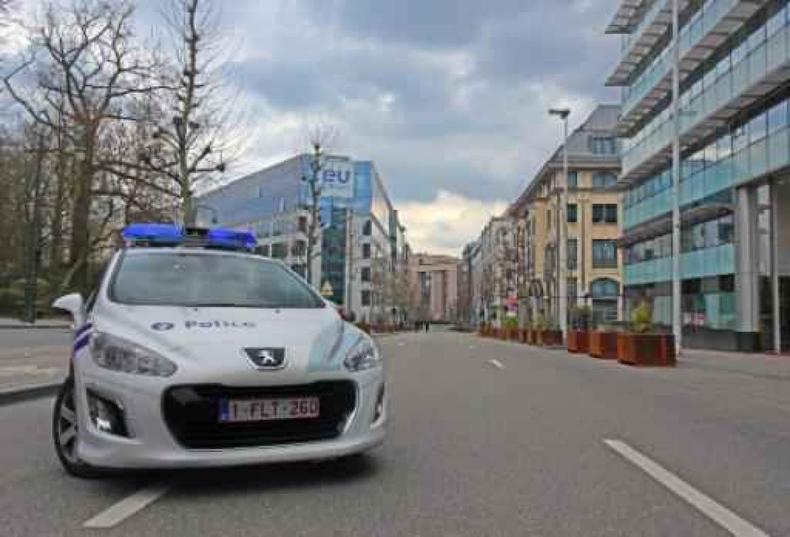 Politie roept op tot waakzaamheid maar waarschuwt flauwe grappenmakers