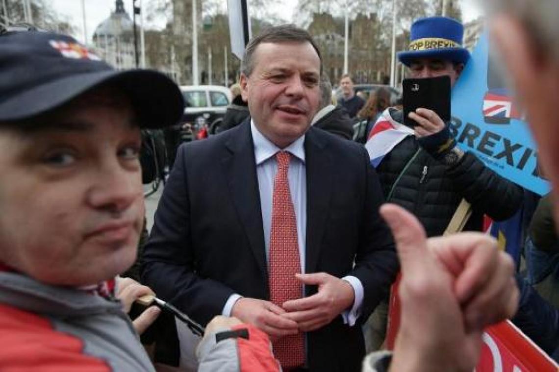 Grote brexit-financier Arron Banks gaat vrijuit