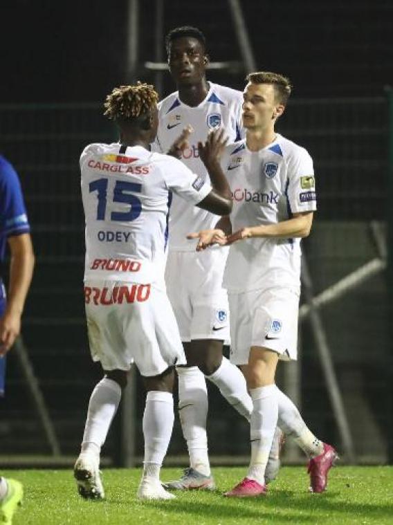Croky Cup - Genk wacht tot tweede helft maar gaat uiteindelijk vlot over amateurclub Ronse