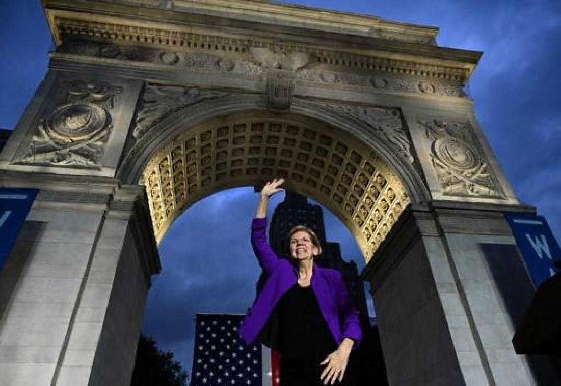 Amerikaanse presidentsverkiezingen in 2020 - Elizabeth Warren steekt voor het eerst Joe Biden voorbij in nationale peiling