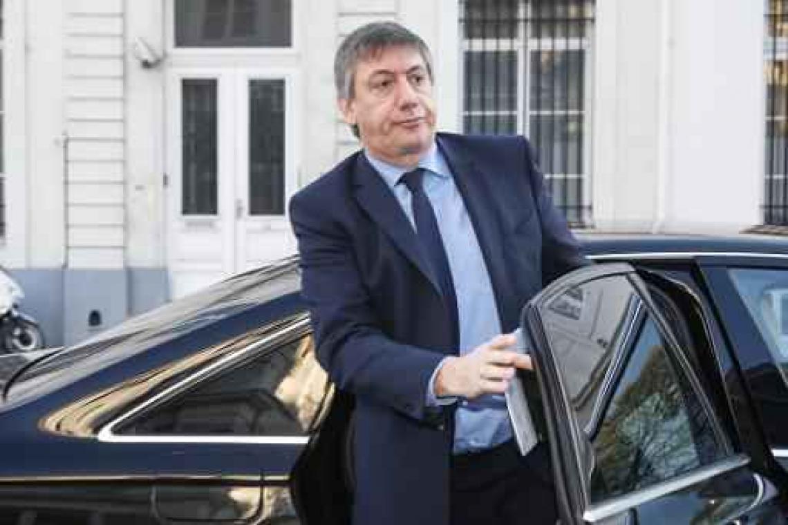 Jambon moet tekst en uitleg geven in de Kamer