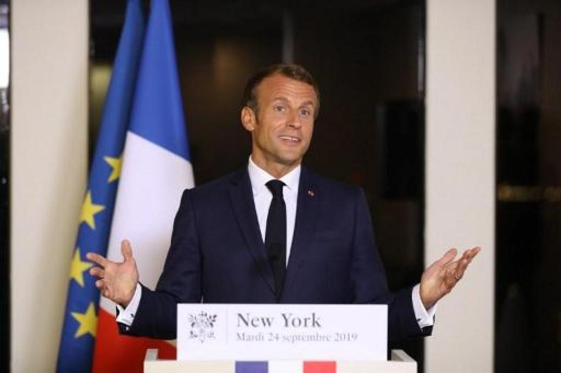 Macron gewaagt van een "staatsman van wie wij evenveel hielden als hij van ons hield"