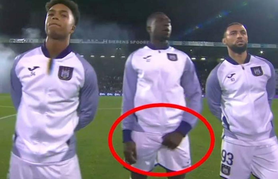 VIDEO. Hilarische terugblik op Beerschot-Anderlecht: "Speler had jeuk aan zijn plasser"