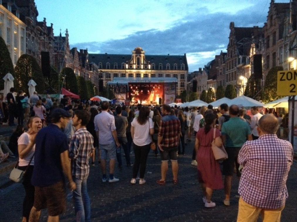 Leuven dreigt met sluitingsuur voor cafés die regels overtreden