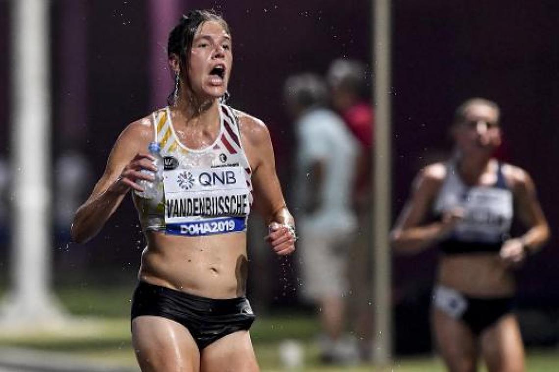 WK atletiek - Manuela Soccol eindigt 31ste in marathon voor vrouwen, opgave voor Hanna Vandenbussche