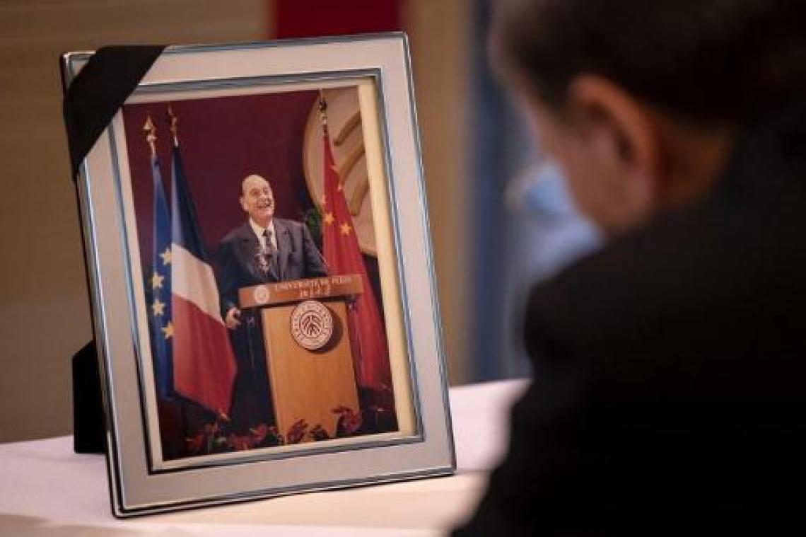 Dertigtal regeringsleiders, onder wie premier Michel, neemt maandag afscheid van Chirac
