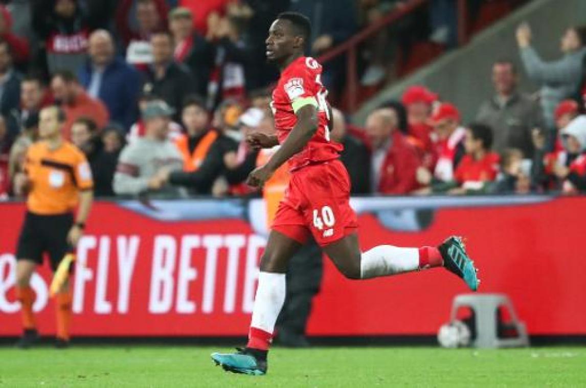 Jupiler Pro League - Standard en Charleroi delen de punten in hevige Waalse topper