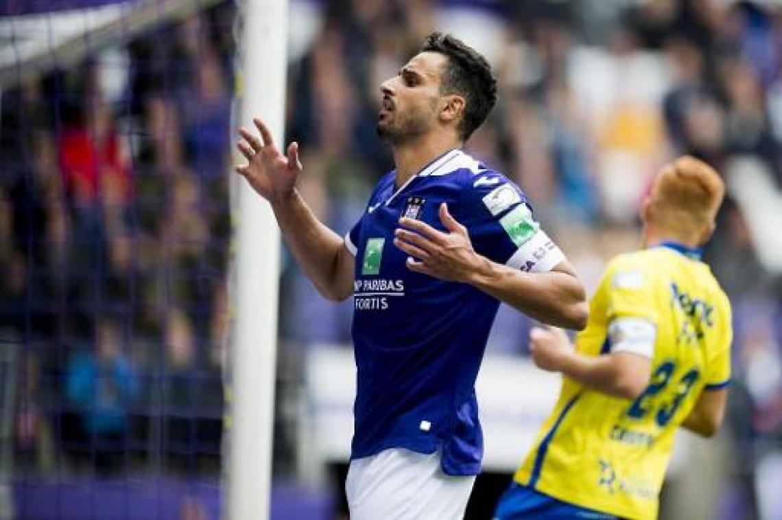 Anderlecht geraakt niet voorbij Waasland-Beveren en schiet niets op met punt