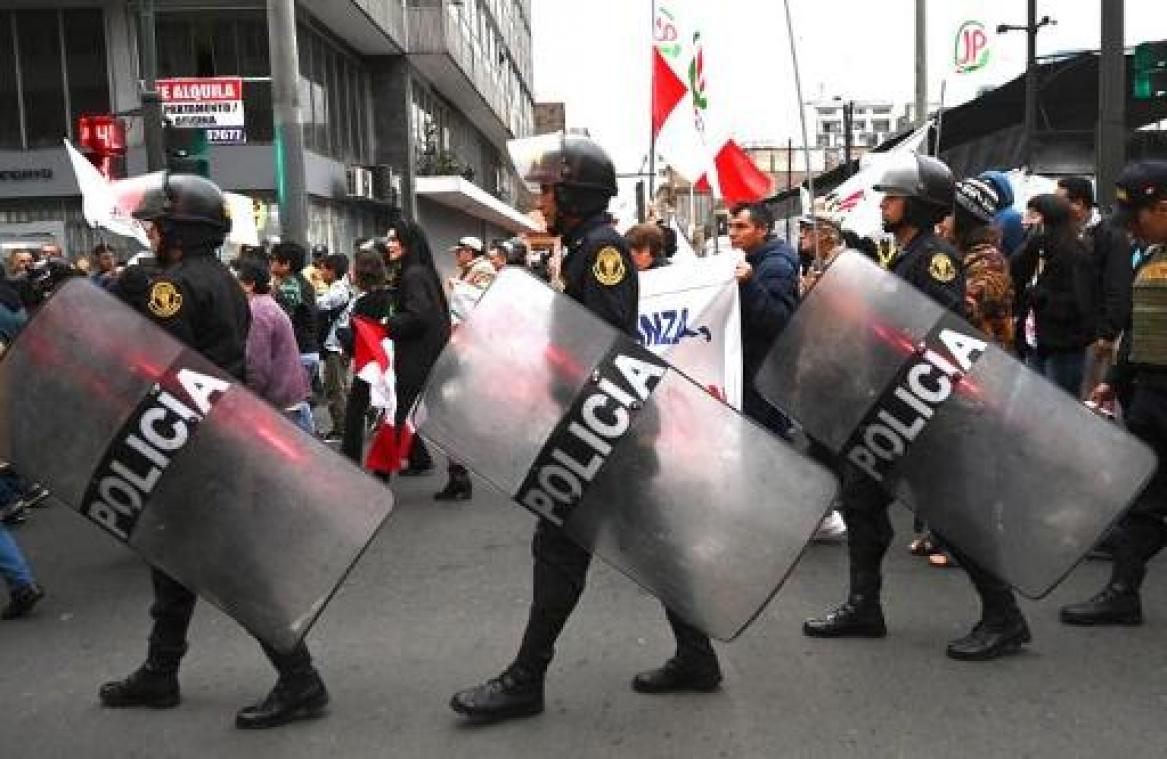 Peruviaanse president ontbindt parlement