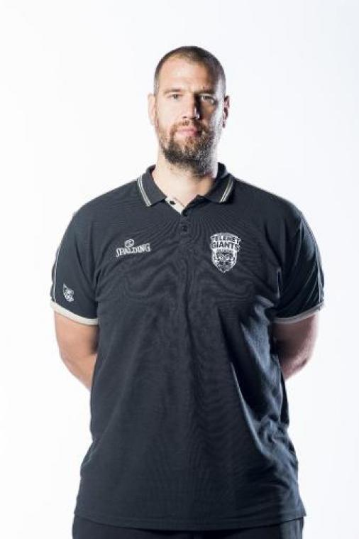 Champiosn League basket (m) - Antwerp Giants plaatsen zich ondanks nederlaag voor de poulefase