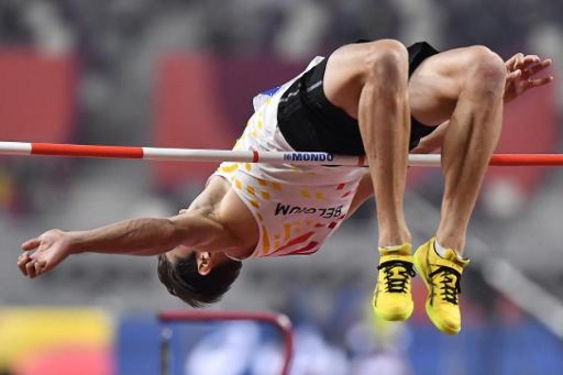 WK atletiek - Thomas Van der Plaetsen poetst blazoen na hoogspringen beetje op