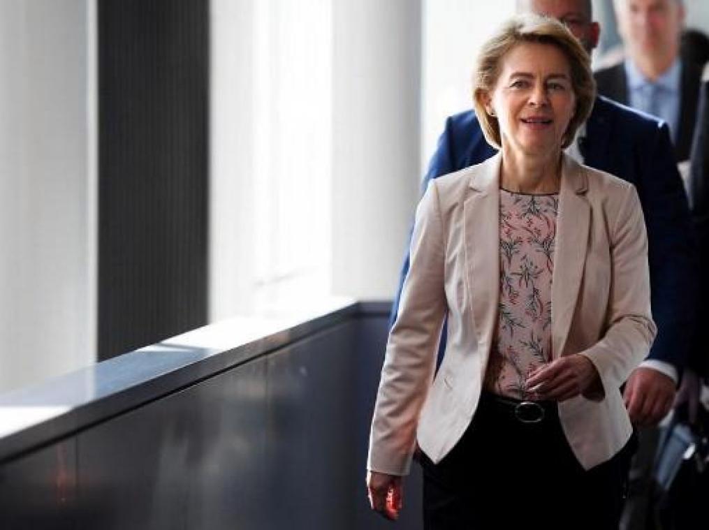 Von der Leyen wil naast kantoor overnachten