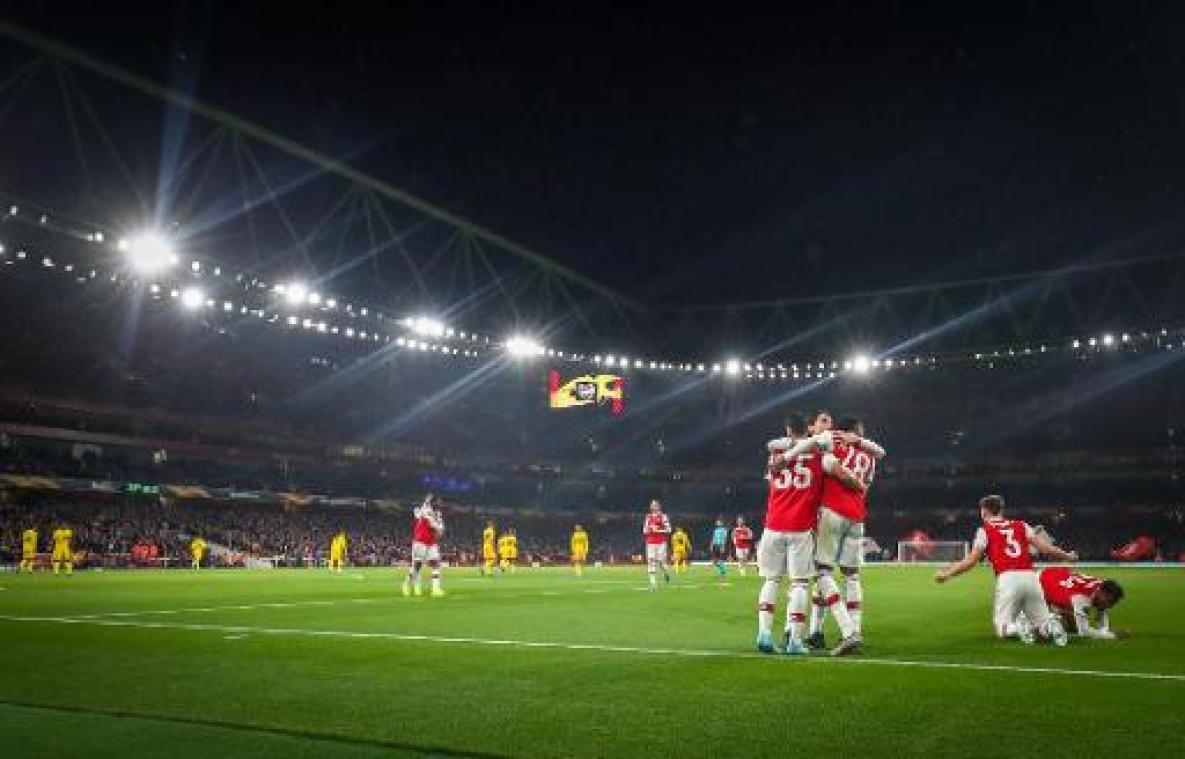 Europa League - Jeugdig Arsenal heeft geen kind aan onmachtig Standard