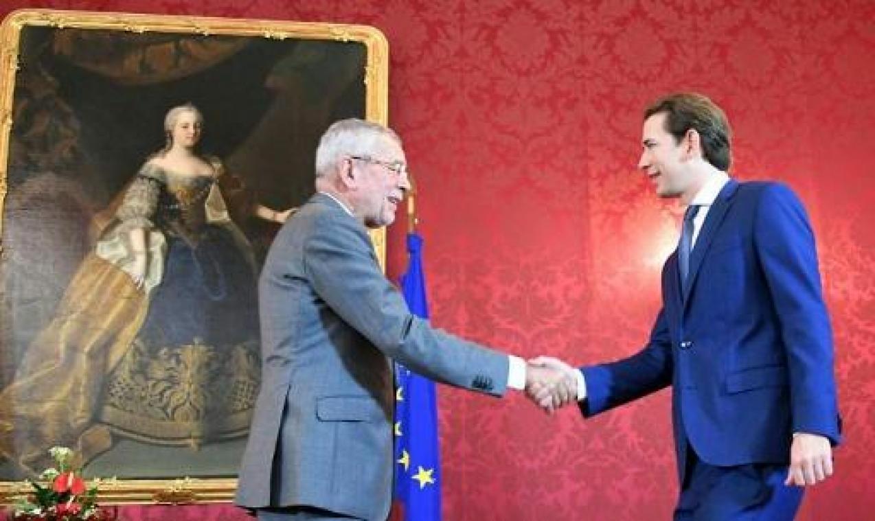 Oostenrijks president belast Sebastian Kurz met vorming nieuwe regering