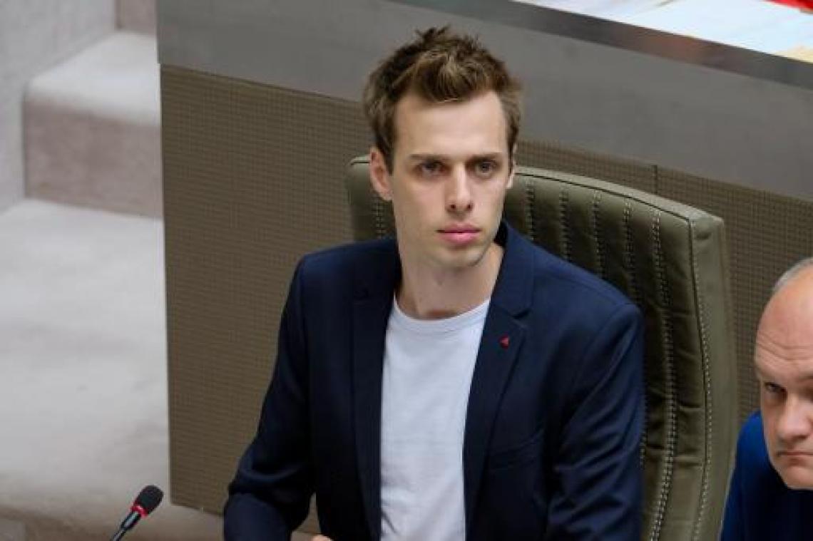 PVDA vindt besparingsplannen regering-Jambon "hardvochtig en asociaal"