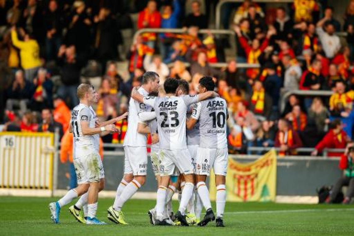 Jupiler Pro League - KV Mechelen wint ondanks vroege uitsluiting met 0-2 in Eupen