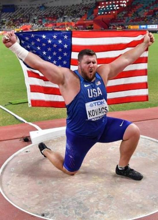 WK atletiek - Kogelstoter Joe Kovacs verovert tweede wereldtitel