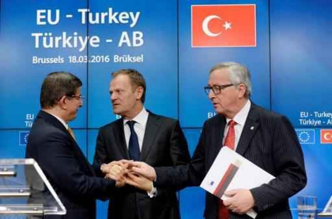 Europese Commissie: akkoord met Turkije treft mensensmokkelaars