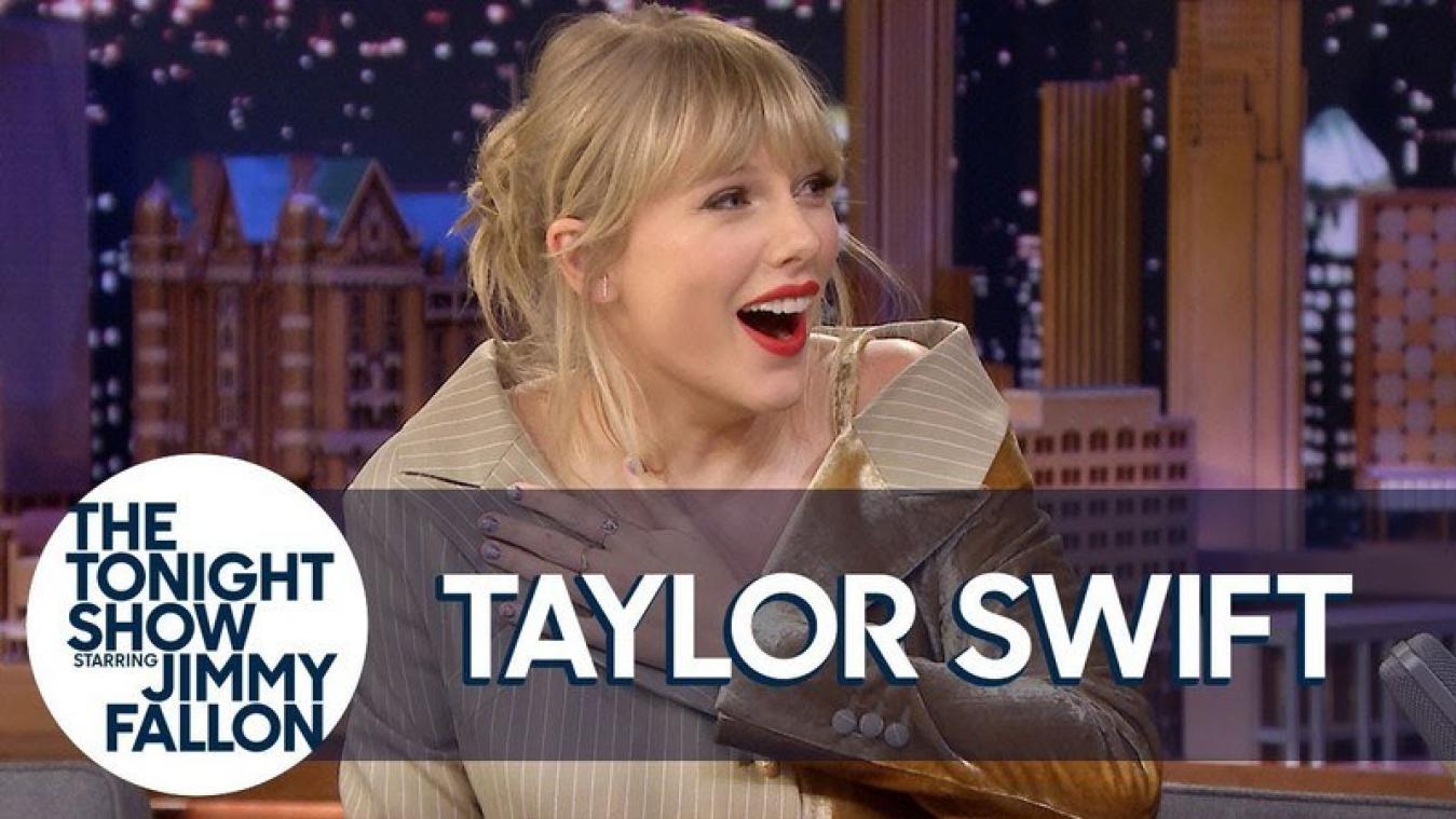 VIDEO. Taylor Swift huilt om banaan