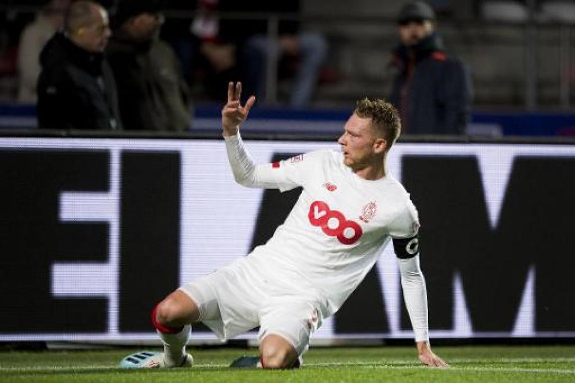 Jupiler Pro League - Emond redt een punt voor Standard op bezoek bij Antwerp