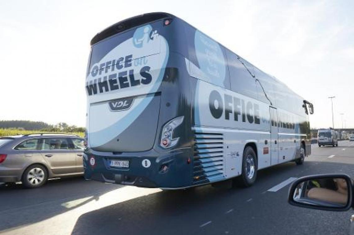 Kantoorbus voor Vlaamse pendelaars flopt