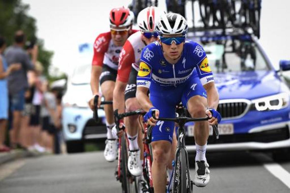 Remco Evenepoel sluit seizoen af met winst in Oostrozebeke