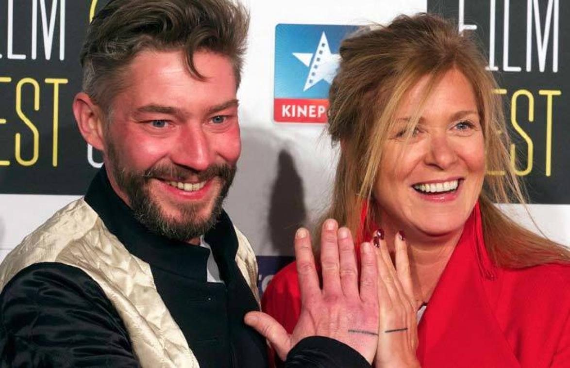 Barbara Sarafian vangt bot tegen ex-man