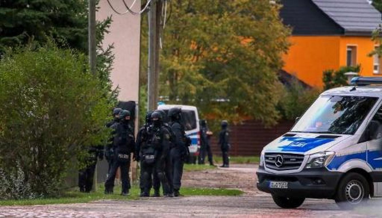 Dader van aanval op synagoge zou Duitser met extreemrechts gedachtegoed zijn
