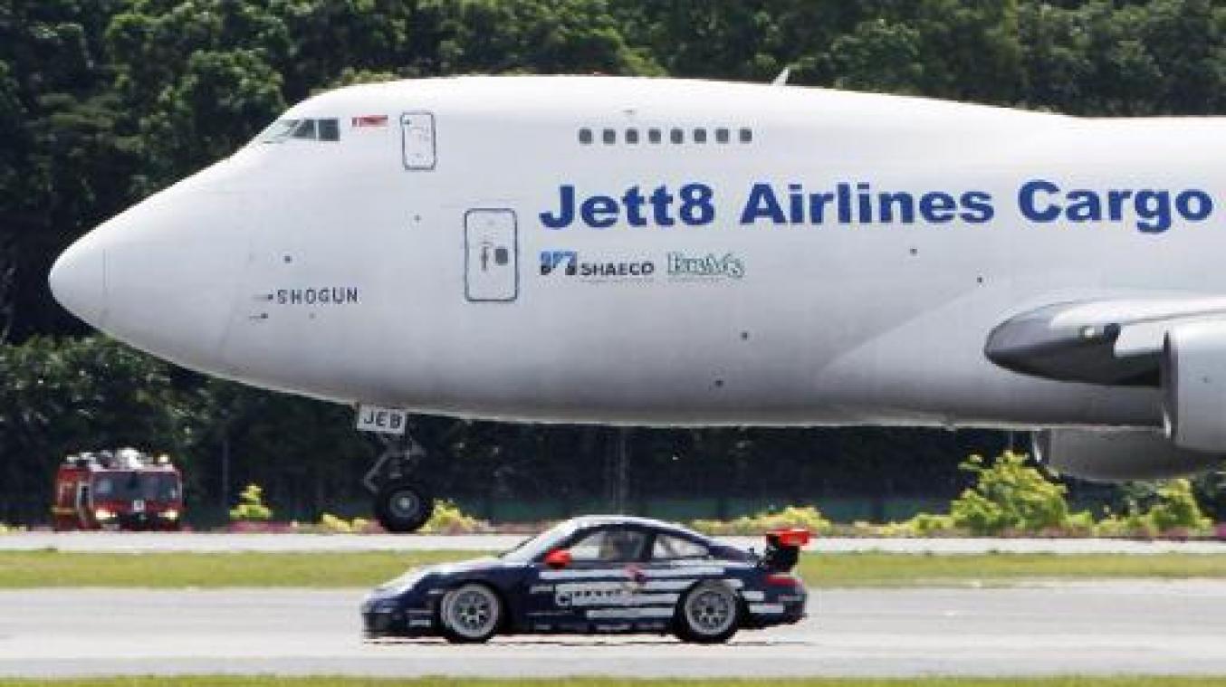 Porsche en Boeing gaan samenwerken aan elektrische vliegtuigen