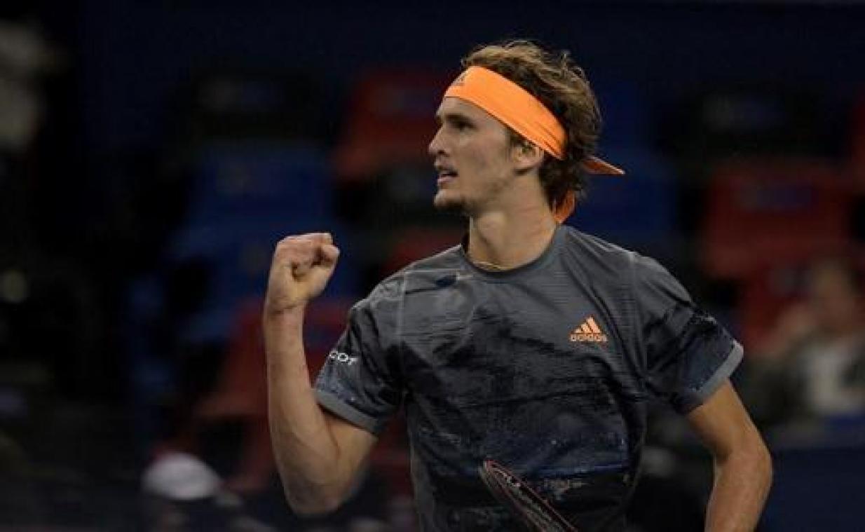 Zverev houdt gefrustreerde Federer uit halve finales in Shanghai