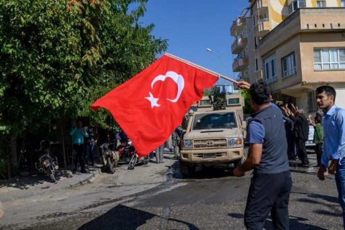 121 Turken gearresteerd voor online kritiek op offensief in Syrië