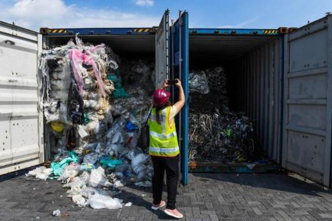 Maleisië onderzoekt illegale containers met plastic afval die uit België komen