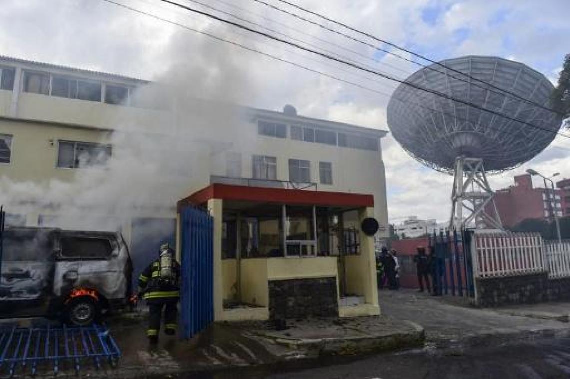 Protesten Ecuador - Gebouwen van televisiezender en krant aangevallen door manifestanten in Quito