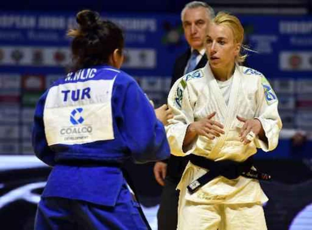 Charline Van Snick stoomt door naar halve finales, Van Gansbeke bereikt laatste acht