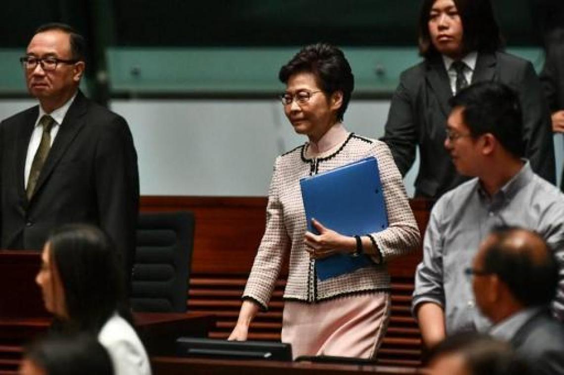 Speech van leider van Hongkong via video uitgezonden wegens protesten