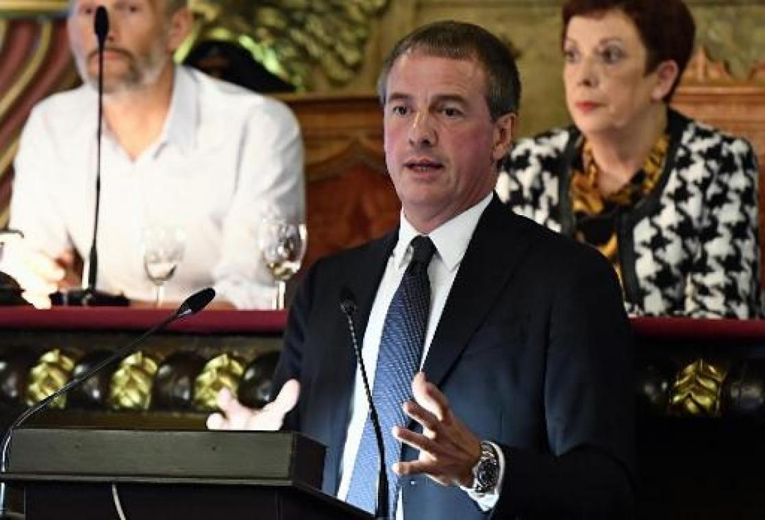 Nethys - Stéphane Moreau en anderen kregen al grote som geld