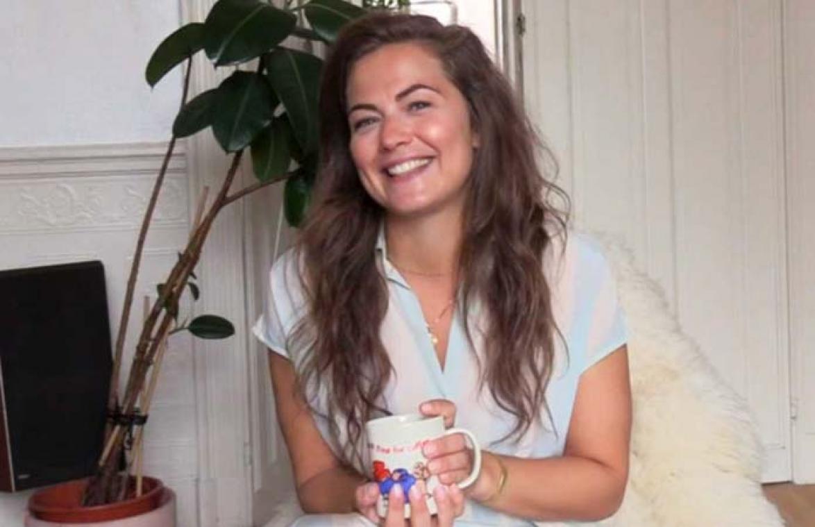 Frances Lefebure: "Ik loop heel graag in mijn blootje rond, ook bij vriendinnen"